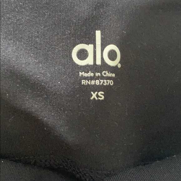 Black ALO leggings - size XS - Picture 2 of 3